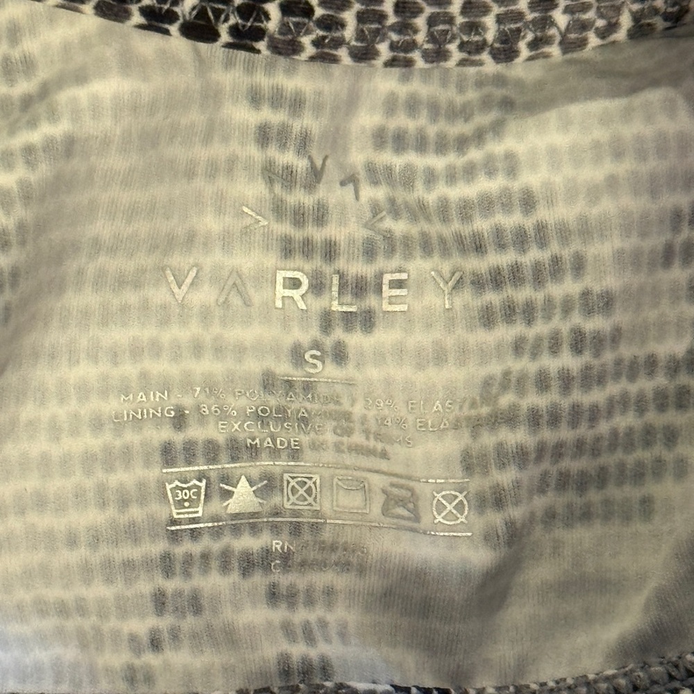 Varley Monochrome Patterned Top - image 3